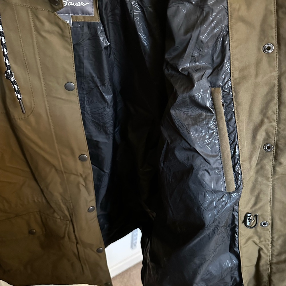Eddie Bauer Water Proof Jacket - Picture 6 of 8